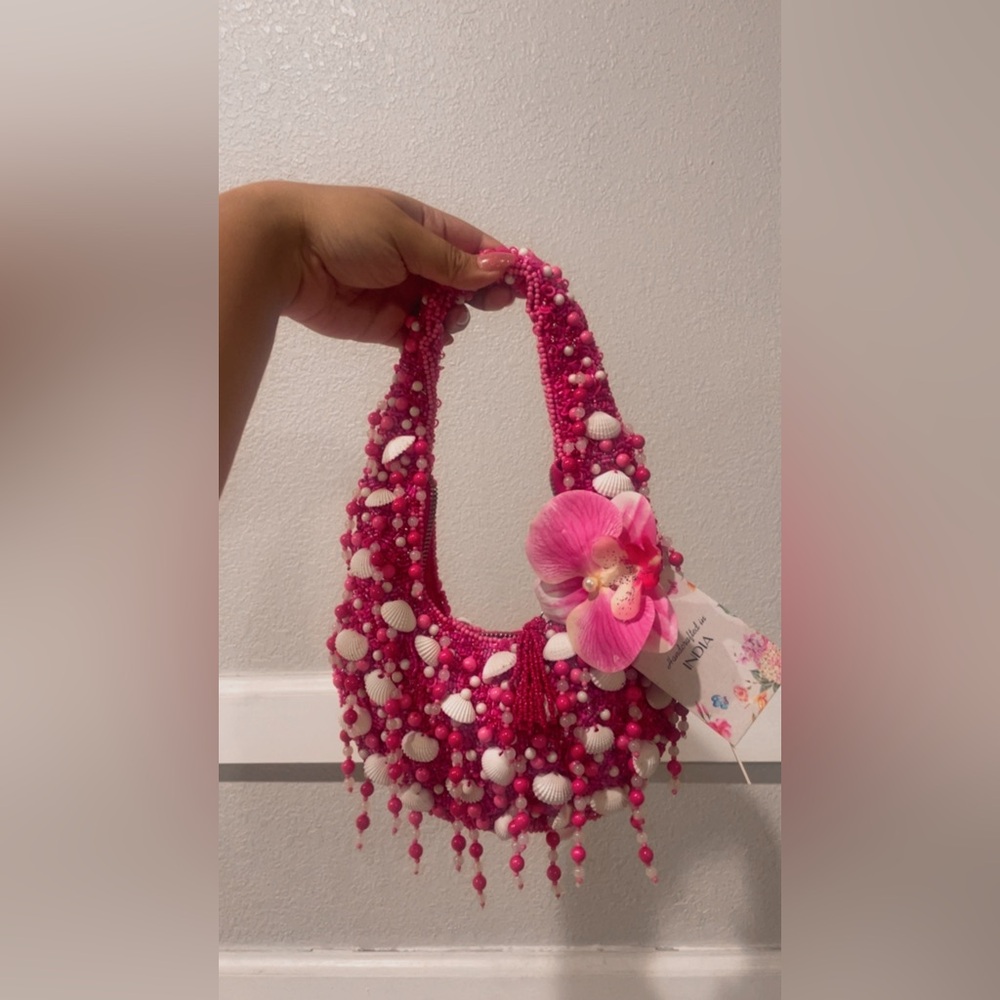 Pink Beaded Shell Small Shoulder Bag - Picture 2 of 5